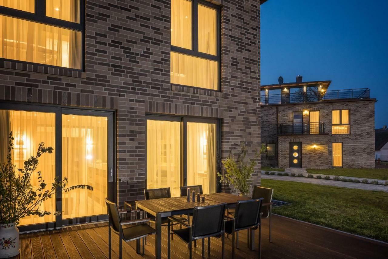 Villa Lotsenhaeuser Ruegen - Luxus Ferienhaus - 3 Schlafzimmer - Sauna - Dachterrasse Mit Boddenblick Breege Zewnętrze zdjęcie